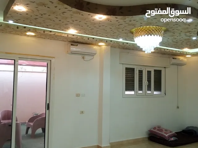 400m2 5 Bedrooms Townhouse for Rent in Tripoli Al-Bivio