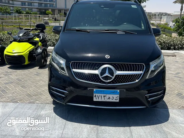 Bus - Van Mercedes Benz in Cairo
