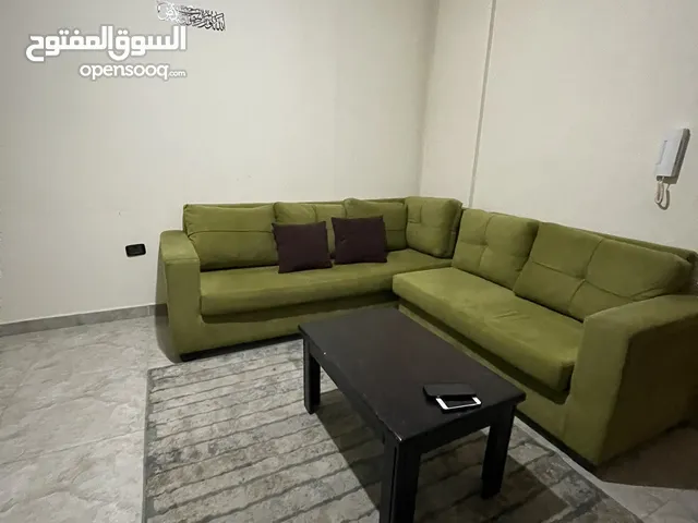 2 m2 Studio Apartments for Rent in Amman University Street