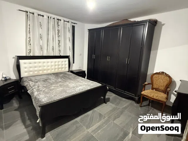 شقه نظام استوديو مفروش للايجار في الطيرة خلف مطعم لازورد الايجار دون وسيط مباشرة طابق اول