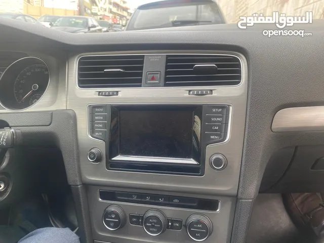 Golf tsi ...