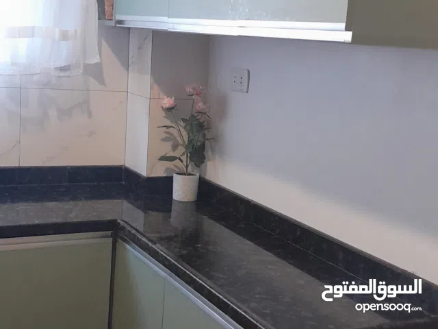 دولاب مطبخ بالغاز والرخامة