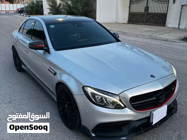 2016 مرسيدس بنز الفئة-C C 63 AMG