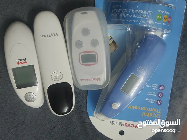 اربع احهزة ميزان حراره عن بعد