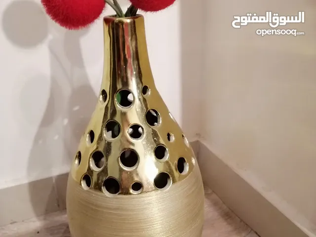 فازة ذهبية فخمة بسعر كزيوني