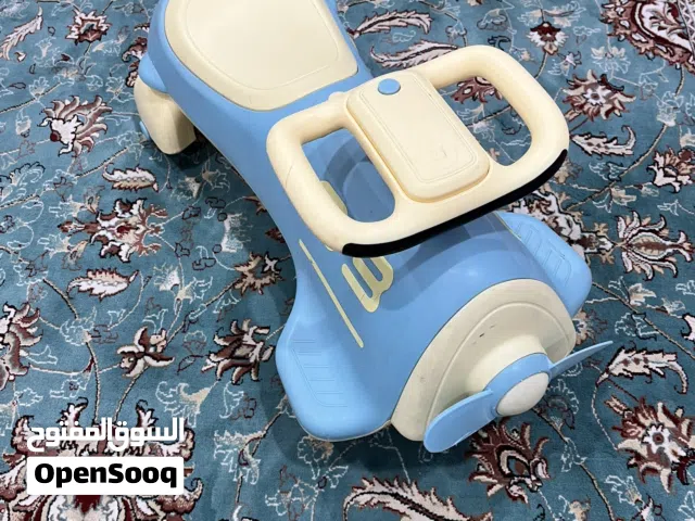 عجلة طفل بحالة ممتازه