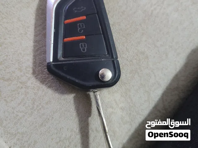 مفتاح سياره سنتر لوك قابل للطي وللخراطه للبيع او للبدل