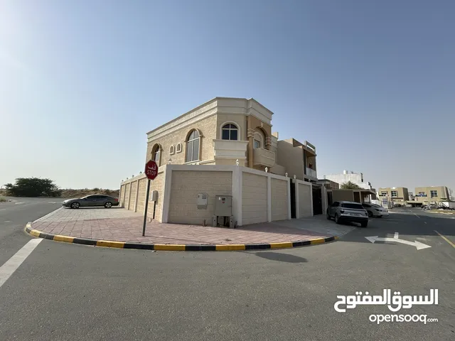 3900 ft 5 Bedrooms Villa for Sale in Ajman Al-Zahya
