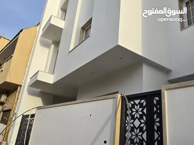 550 m2 More than 6 bedrooms Villa for Sale in Tripoli Al-Sabaa