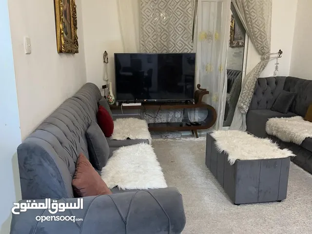 شقة غرفة وصالة للايجار بكورنيش عجمان تاني صف بالكون باطلالة مفتوحة بجوار اللولو هايبر ماركت