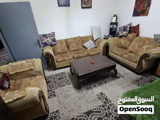 متوفر شاغر في سكن مشترك مفروش برام الله قريبه من البلد