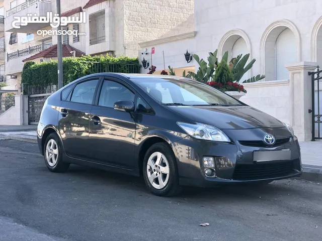 Used Toyota Prius in Amman