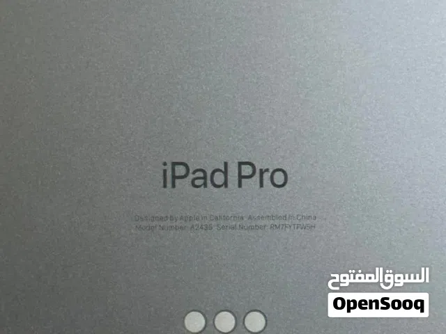 Apple iPad pro 4 128 GB in Buraimi