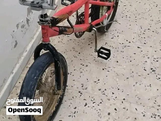 السلام عليكم ورحمة الله وبركاته  دراجة للبيع دراجة ربي يبارك  متبي شي السعر حرق ومع الشاري منقصروش