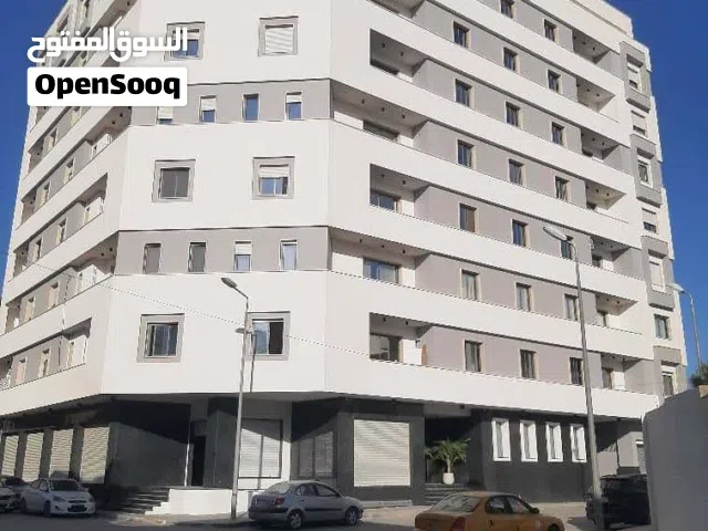 شقة في اي بي دور خامس مساحة 250متر