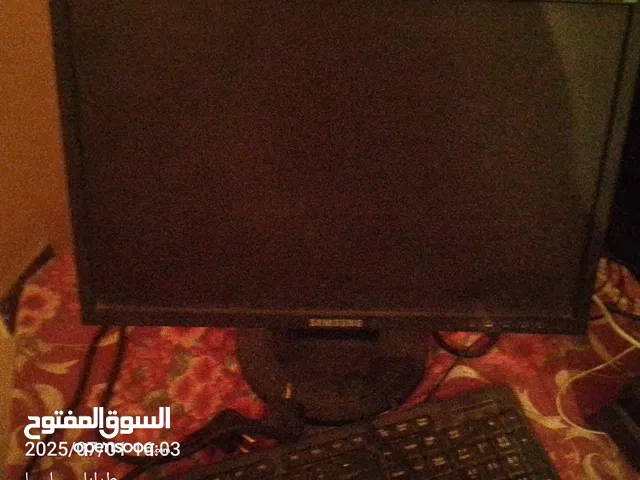 كمبيوتر مكتبي للبيع