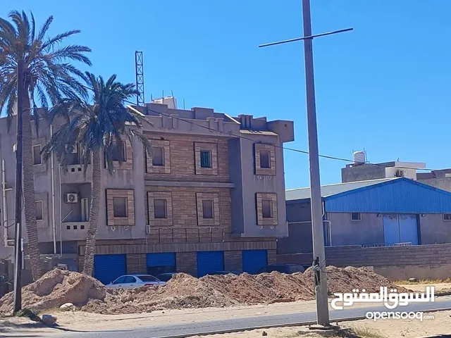 عقار تجاري من المالك طول. الملك لله وحده بدون وصيت العقار في منطقه تاجوراء طريق سبان
