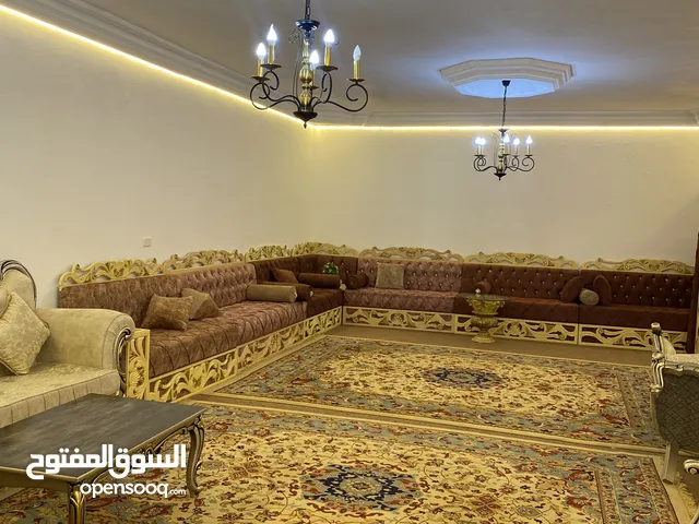 350 m2 1 Bedroom Townhouse for Sale in Tripoli Janzour