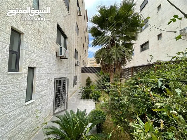 300 m2 4 Bedrooms Apartments for Sale in Amman Deir Ghbar