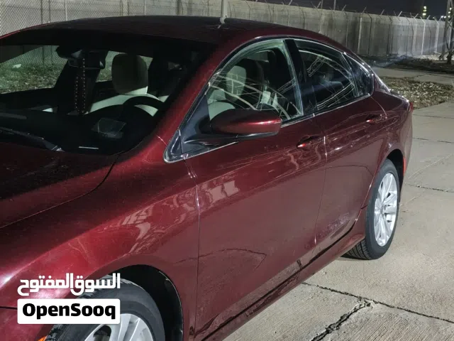 2016 كرايسلر 200 200C