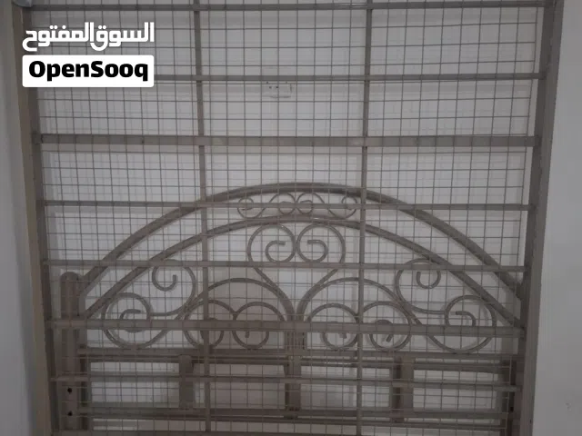 سرير عرض 155 الطول 190