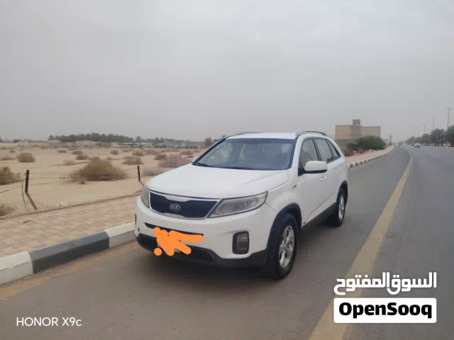 2015 كيا سورينتو Standard