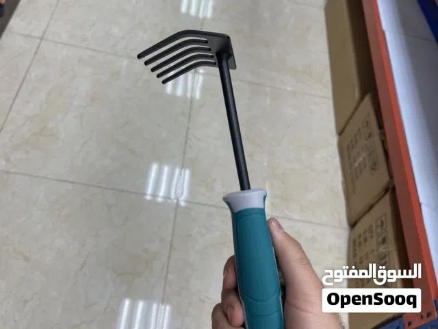 مجرفة تربه شركة توتال
