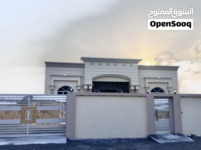 288 m2 5 Bedrooms Townhouse for Sale in Al Batinah Sohar
