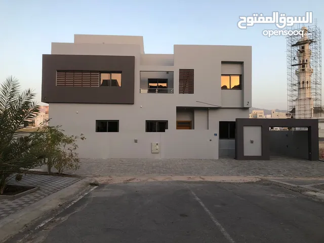 265m2 4 Bedrooms Villa for Sale in Muscat Ansab