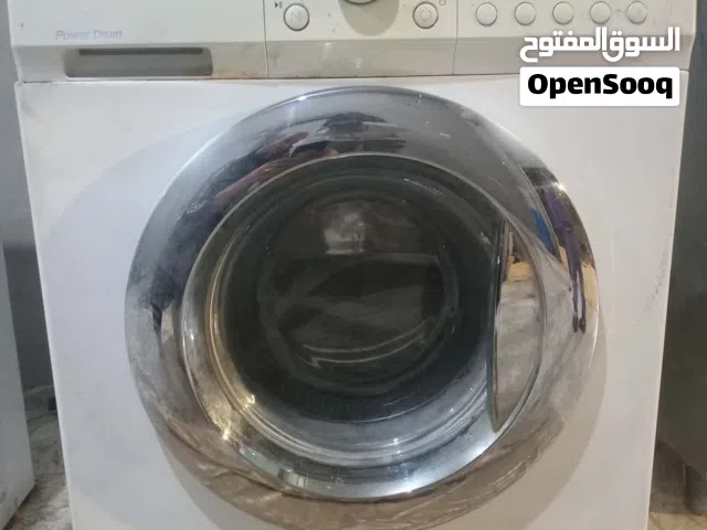 غساله 8 كيلو نوعها  دايوشغاله 100% استخدام سنه وثلاثه اشهر امورها تمام التمام