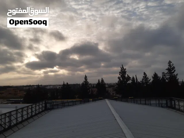استديو كبير للايجار