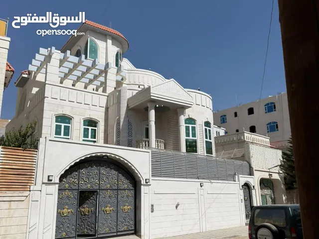 فلة ملكي ومباشر من البائع وموقع رائع المثلث الذهبي القريب من شارع الخمسين بيت بوس التفاصيل عندكم