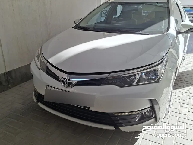 كورولا 2018 2.0 بحالة ممتازة جدا corolla very good condition