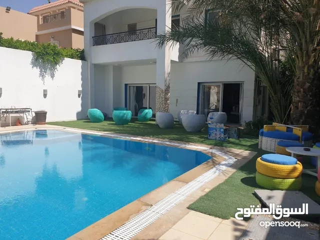 450 m2 4 Bedrooms Villa for Rent in Giza 6th of October