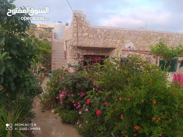 140 m2 3 Bedrooms Townhouse for Sale in Ajloun Other