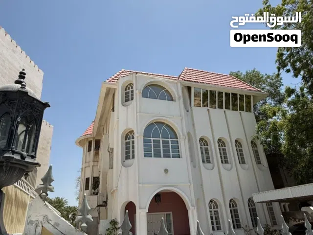 (House For Sale Qurum) منزل للبيع القرم