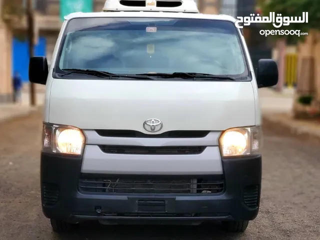 Toyota Hiace 2017 in Sana'a