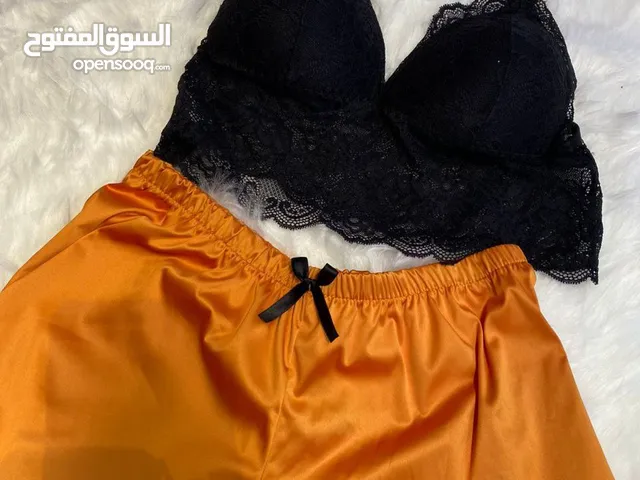 ملابس نوم نسائية للبيع : بيجامات : قمصان نوم : لانجري : مشدات : ارخص  الاسعار في أبو ظبي