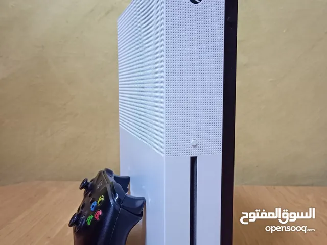 Xbox one s للبيع بسعر حرق