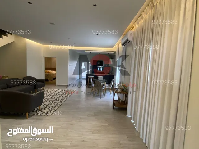 فيلا راقية ومفروشة بالكامل للإيجار في المعبيلة السادسة Fully Furnished & Elegant Villa for Rent in