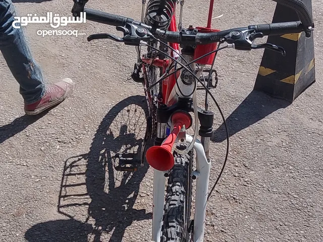 دراجه جبليه جنط 26 وكاله نوعيه جيب شيروكي
