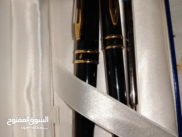 طقم اقلام ووترَمان حبر وجاف مطلي بالذهب عيار 23 فرنسية وعلبة ازرار أكمام ألماني