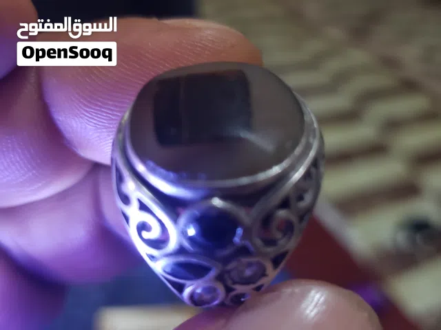 خاتم عقيق يماني أصلي على شكل الكعبه للبيع