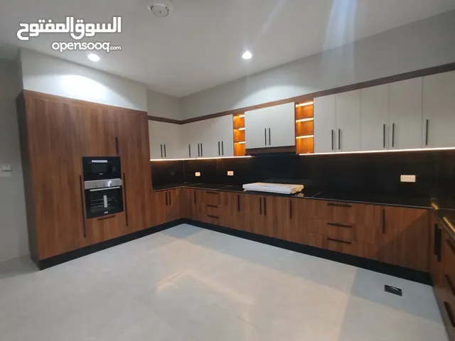 549 m2 More than 6 bedrooms Villa for Rent in Dhofar Salala