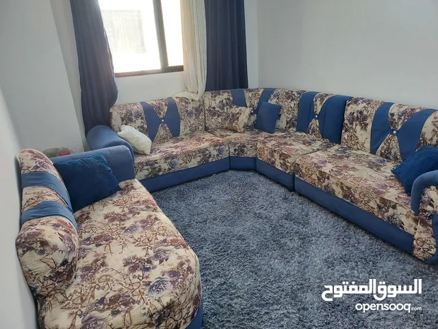 اثاث مستعمل