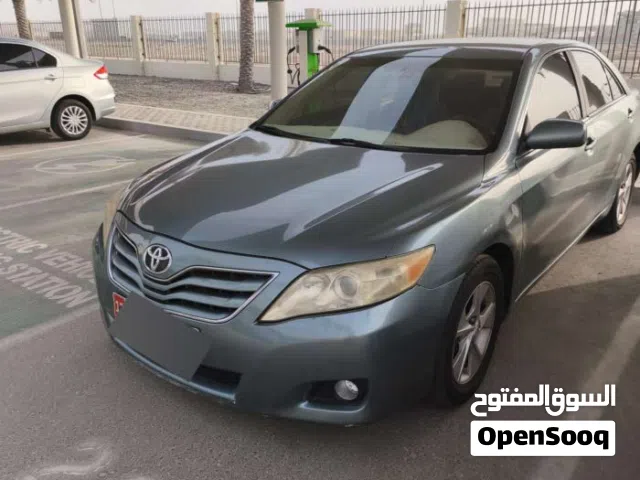 كامري 2010 GL ترخيص الي شهر 8 اطارات و بطاريه عفشه و صيانه كامله لا تحتاج اي مصاريف