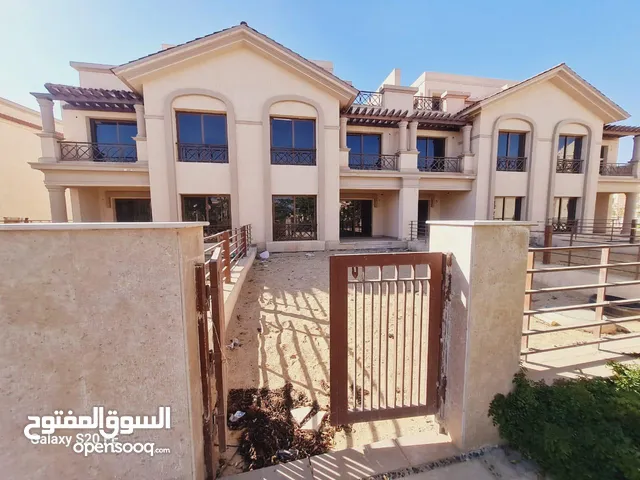 211 m2 3 Bedrooms Villa for Sale in Cairo Madinaty