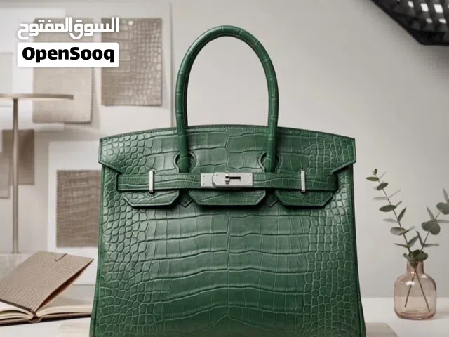 Luxury 25cm Matte Green Crocodile-Embossed Leather Handbag – Elegant Structured Tote with Silver Har