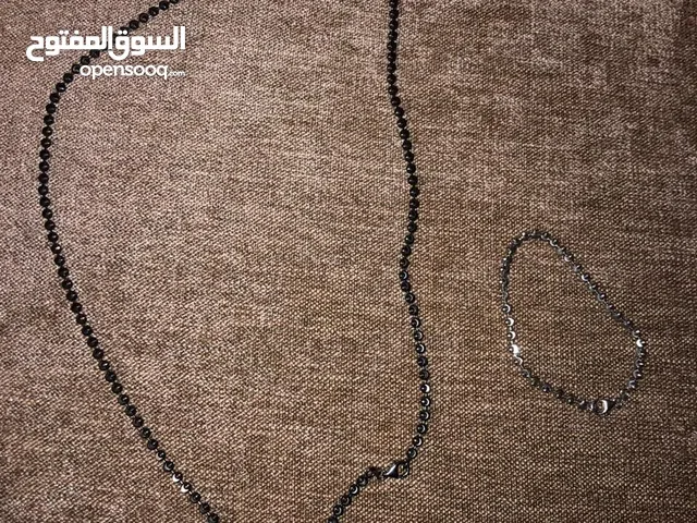 سنسال واسرارة فضة ايطالي عيار 925 مطلي بالروديوم (مادة الذهب الأبيض) نقش مميّز