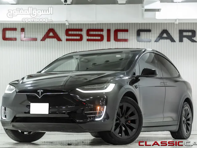 Tesla Model X 2019 السيارة بحالة ممتازة جدا و قطعت مسافة 51000 كيلو متر فقط